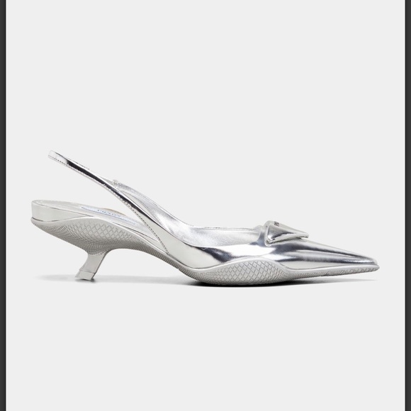 Prada metallic silver slingbacks with low heel - Picture 5 of 5